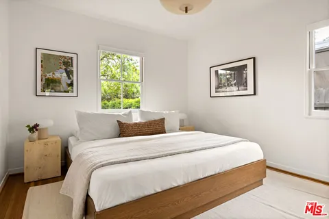 $899,000 | 734 East Mendocino Street, Altadena, CA 91001