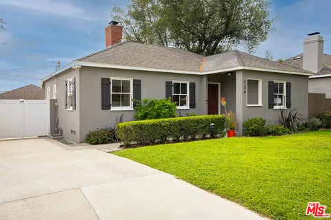 $899,000 | 734 East Mendocino Street, Altadena, CA 91001