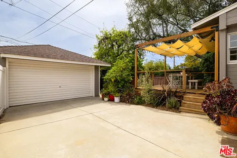 $899,000 | 734 East Mendocino Street, Altadena, CA 91001