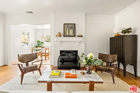 $899,000 | 734 East Mendocino Street, Altadena, CA 91001