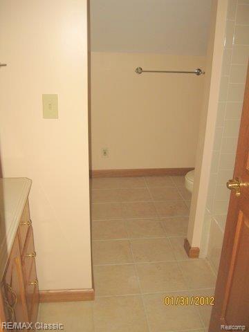 42846 Riggs Road Belleville, MI 48111 - Photo 11 of 15 Riggs 42846 pre-list 1-31-12 ra