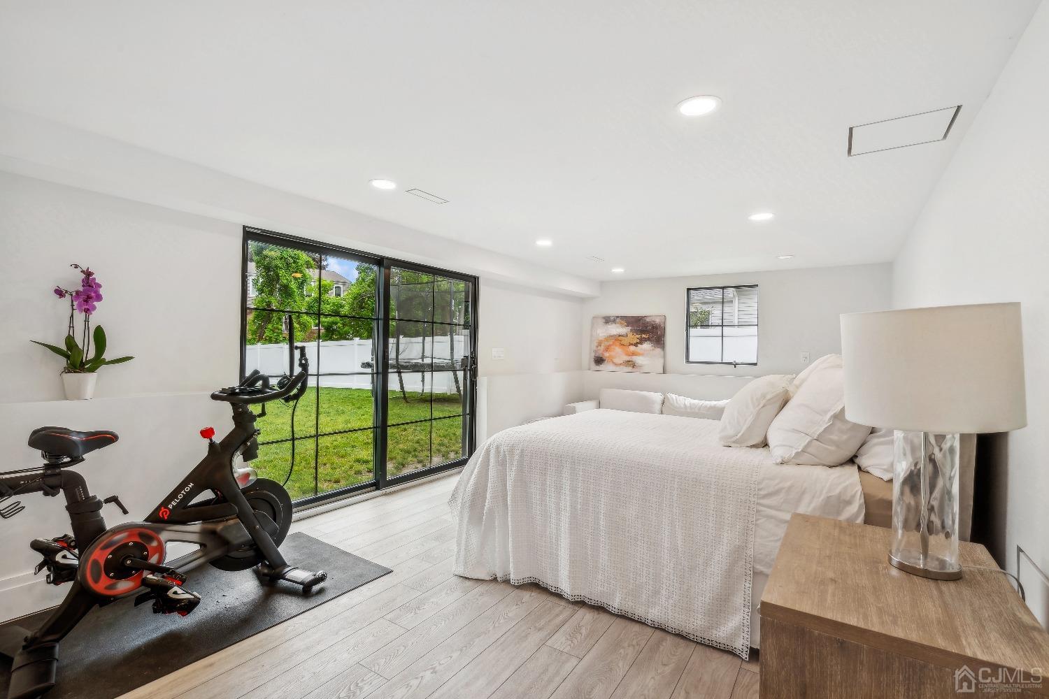 13 Brookfall Road Edison, NJ 08817 - Photo 16 of 29 Gallery Image 16
