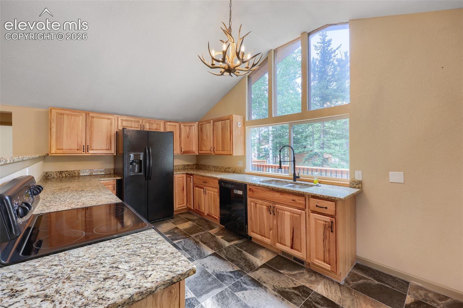 44 Anderson Road Florissant, CO 80816 - Photo 11 of 27 Gallery Image 11