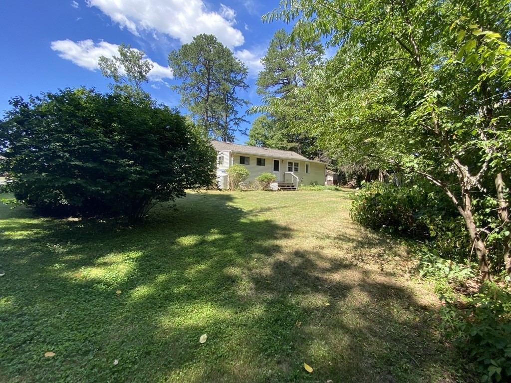 1 Brayton Drive Southwick, MA 01077 - Photo 3 of 30