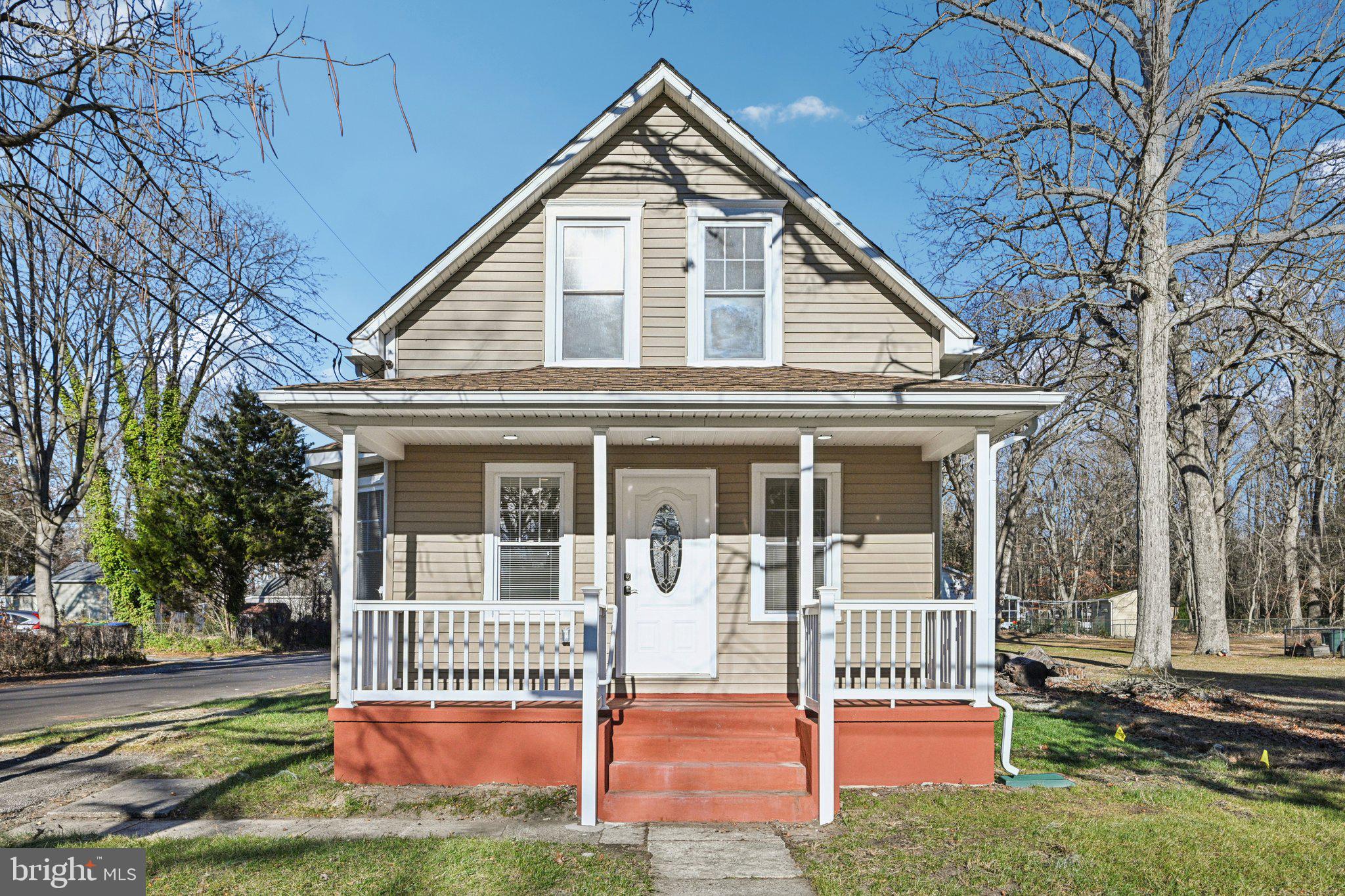 195 Chews Landing Road Clementon, NJ 08021 - Photo 2 of 48 195 Chews Landing Rd. Front of House and Porch