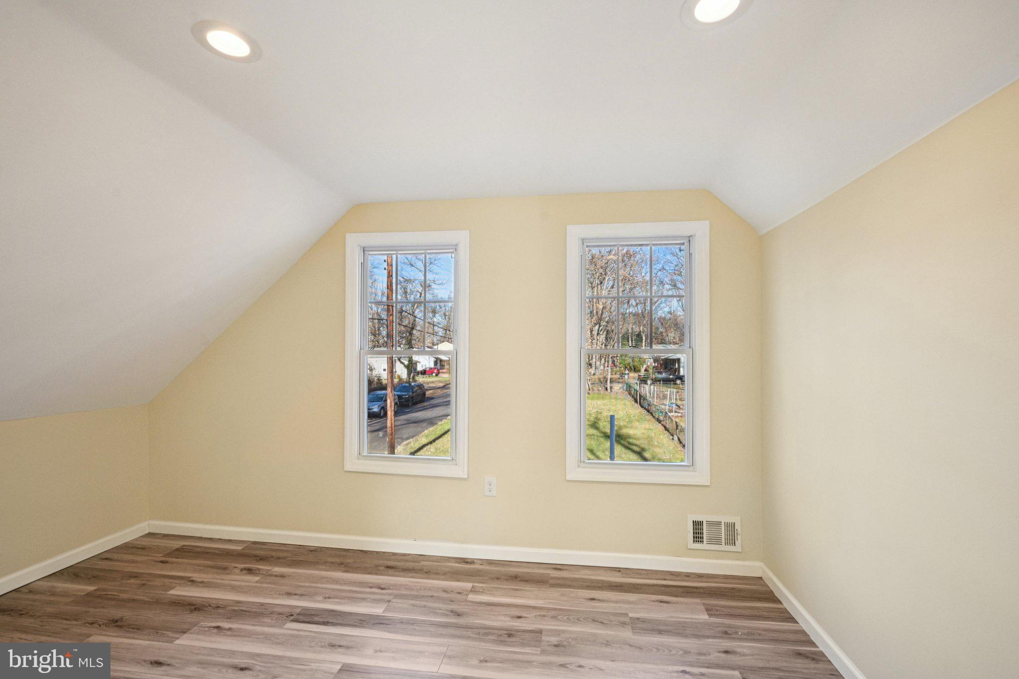 195 Chews Landing Road Clementon, NJ 08021 - Photo 22 of 48 195 Chews Landing Rd. Front Bedroom