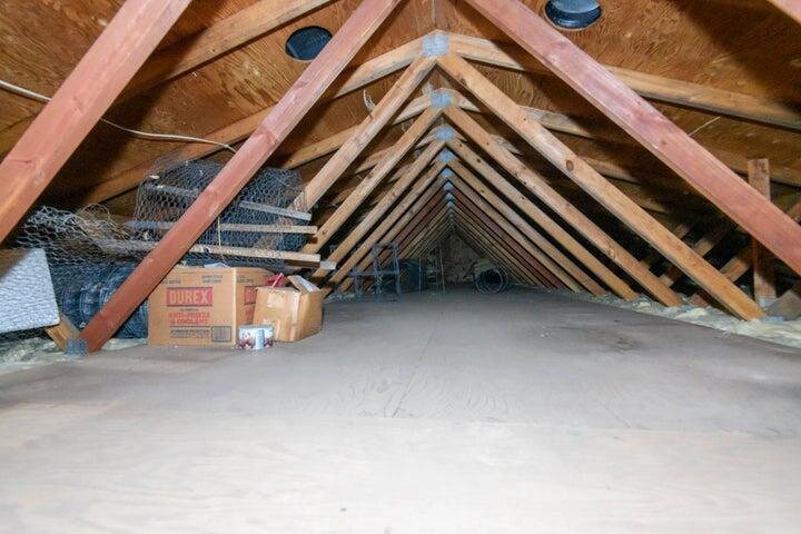 1303 South 9th Street Watertown, WI 53094 - Photo 14 of 18 garage attic storage