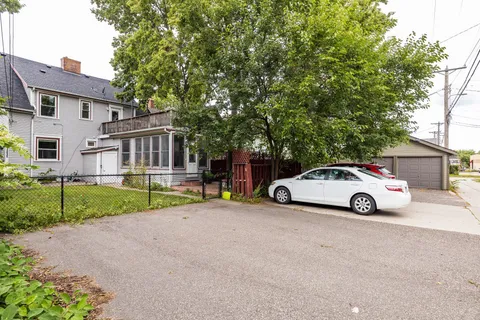 $640,000 | 3035 Irving Avenue South, Minneapolis, MN 55408