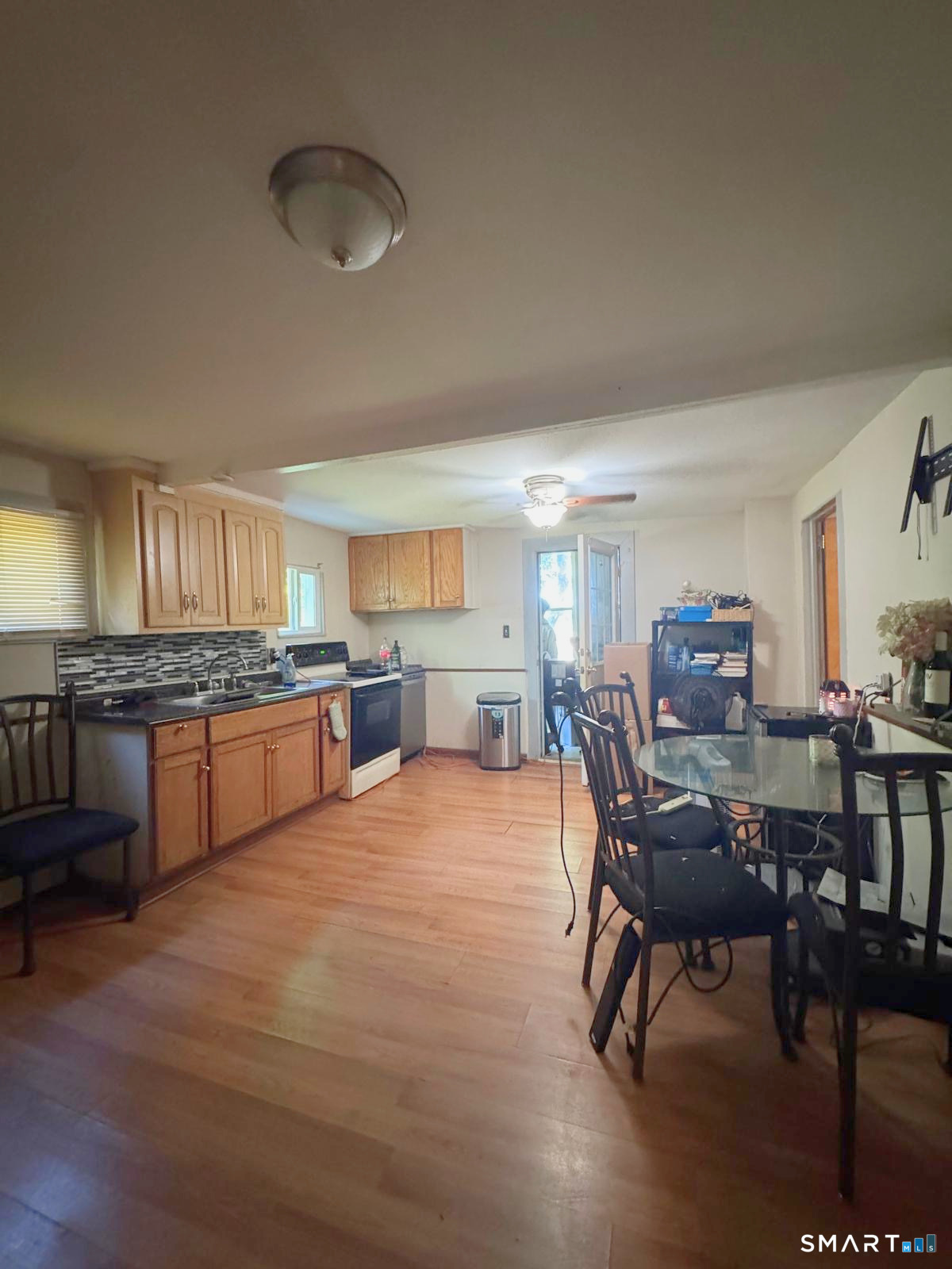 86 Maple Street Meriden, CT 06451 - Photo 12 of 15