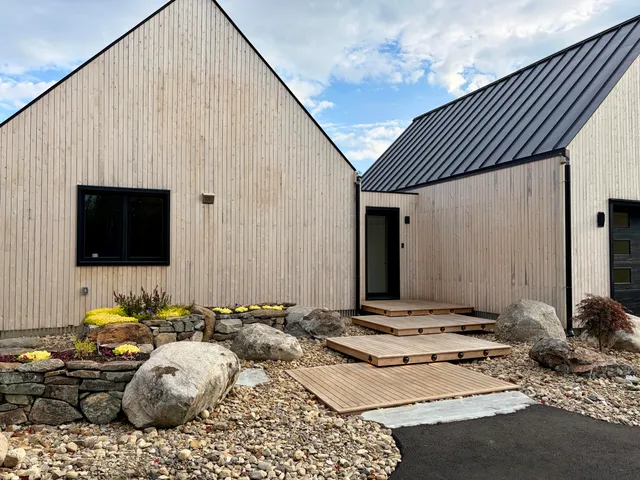 $989,000 | 11 Iron Bluff Road, Lincolnville, ME 04849