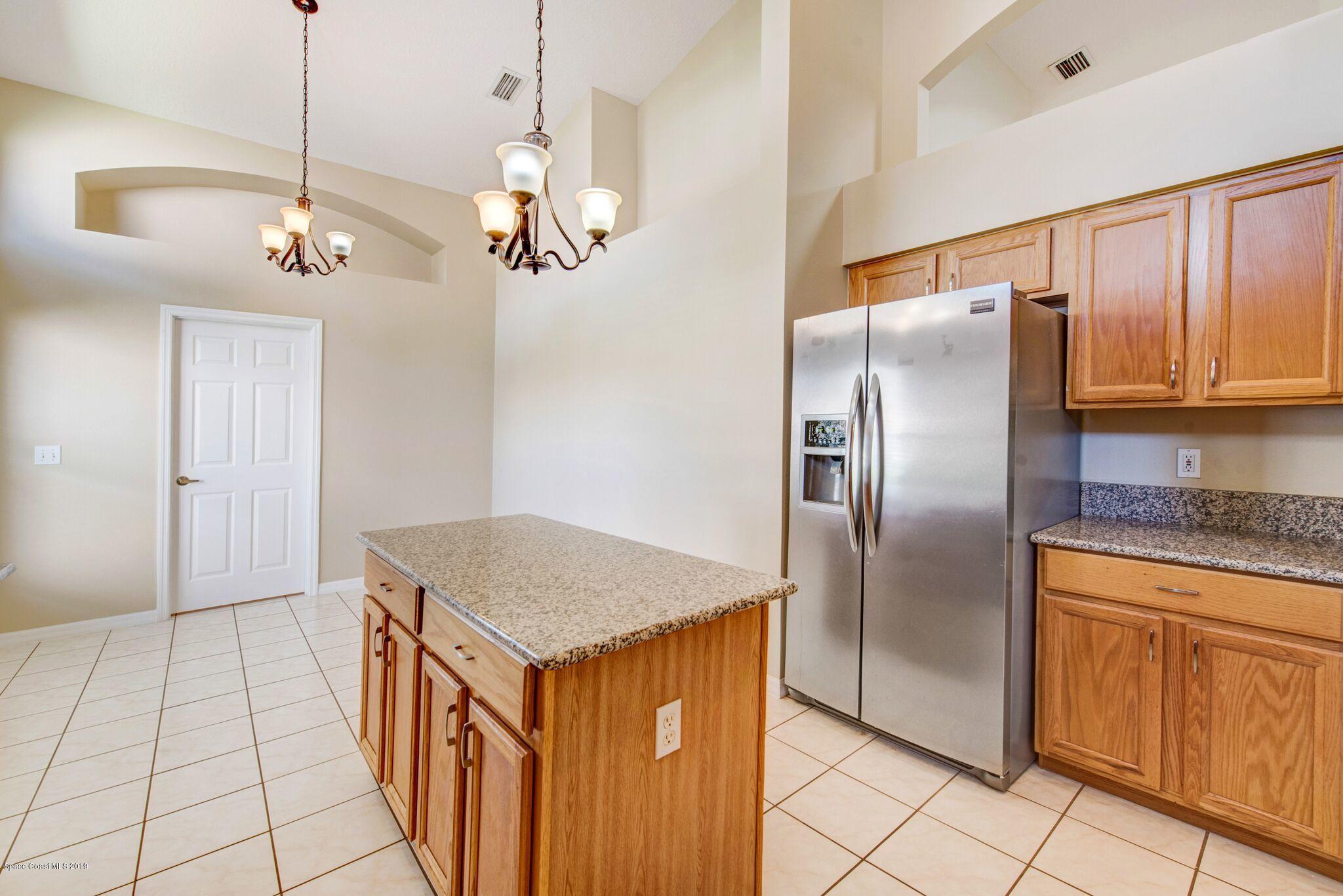 468 Renaissance Avenue Melbourne, FL 32940 - Photo 13 of 27 Kitchen 4