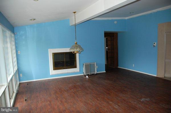 3419 Old Court Road Baltimore, MD 21208 - Photo 4 of 16 Living Room