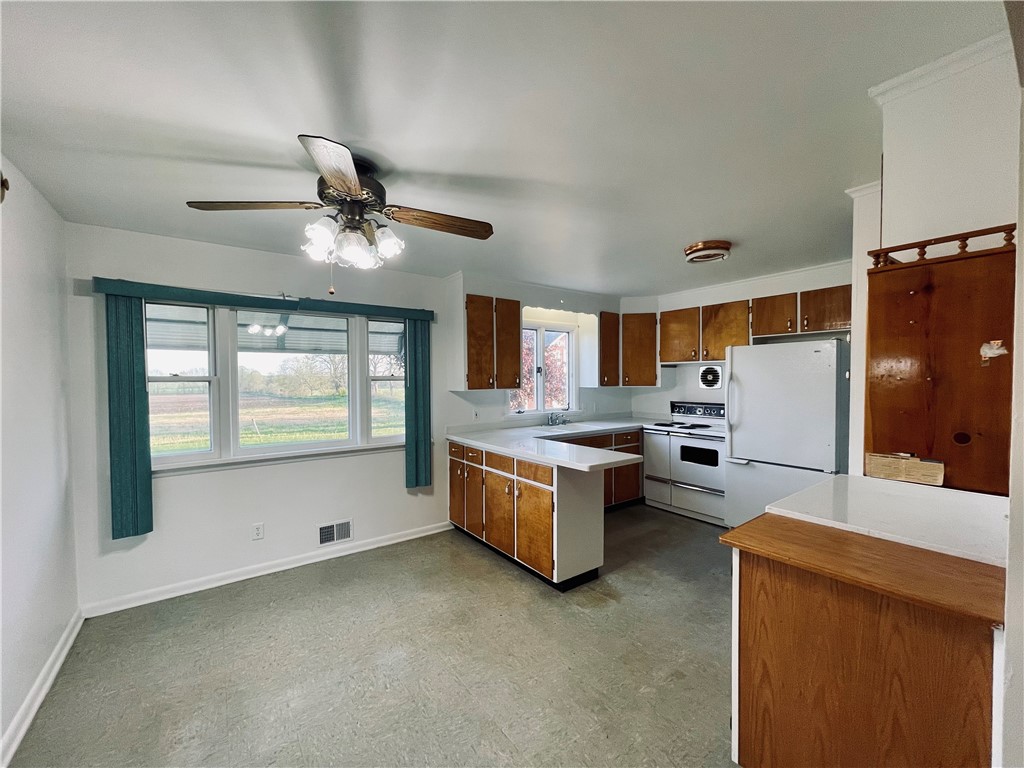 2069 Reed Road Bergen, NY 14416 - Photo 5 of 42