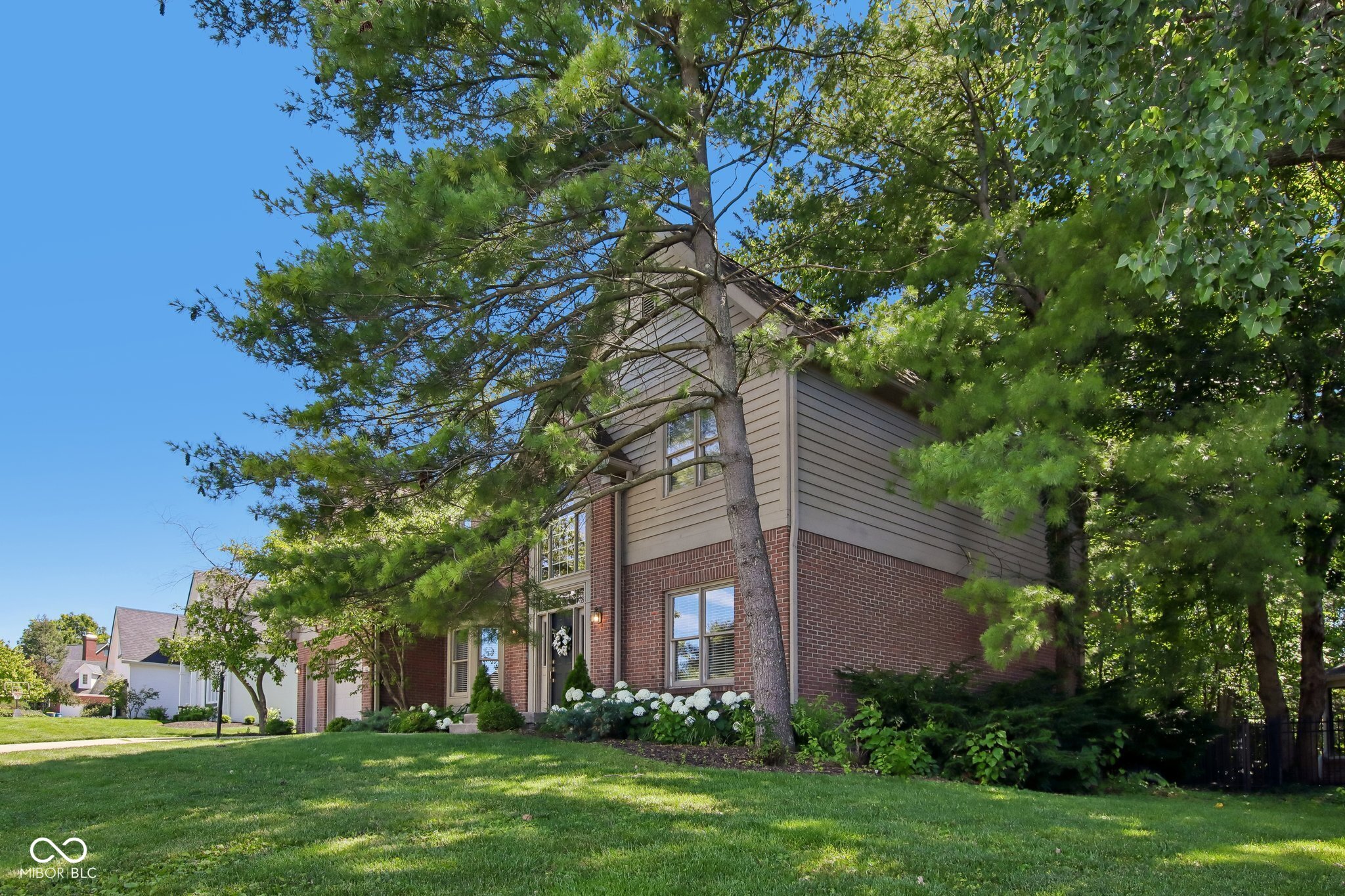 3155 Jason Street Carmel, IN 46033 - Photo 2 of 35