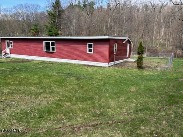 $259,000 | 55 Mason Lane, Troy, NY 12180