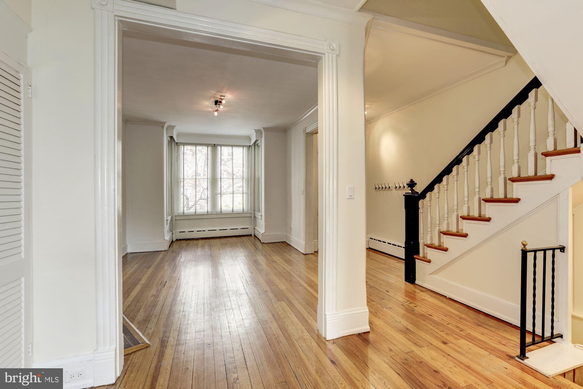 3018 Cambridge Place Northwest Washington, DC 20007 - Photo 5 of 44