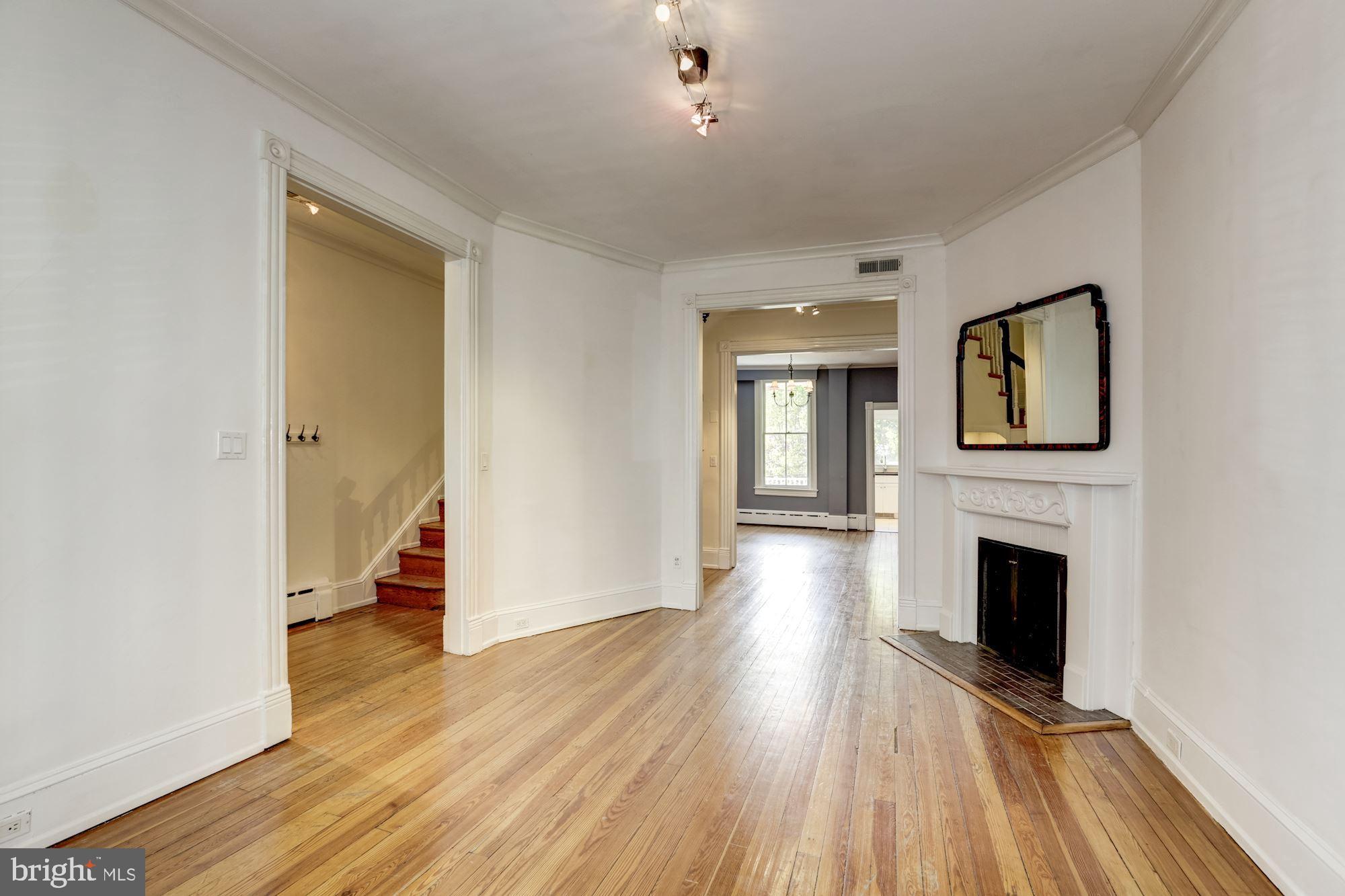 3018 Cambridge Place Northwest Washington, DC 20007 - Photo 8 of 44