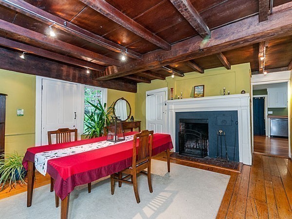 19 Brooks Road Lincoln, MA 01773 - Photo 12 of 30 Gallery Image 12