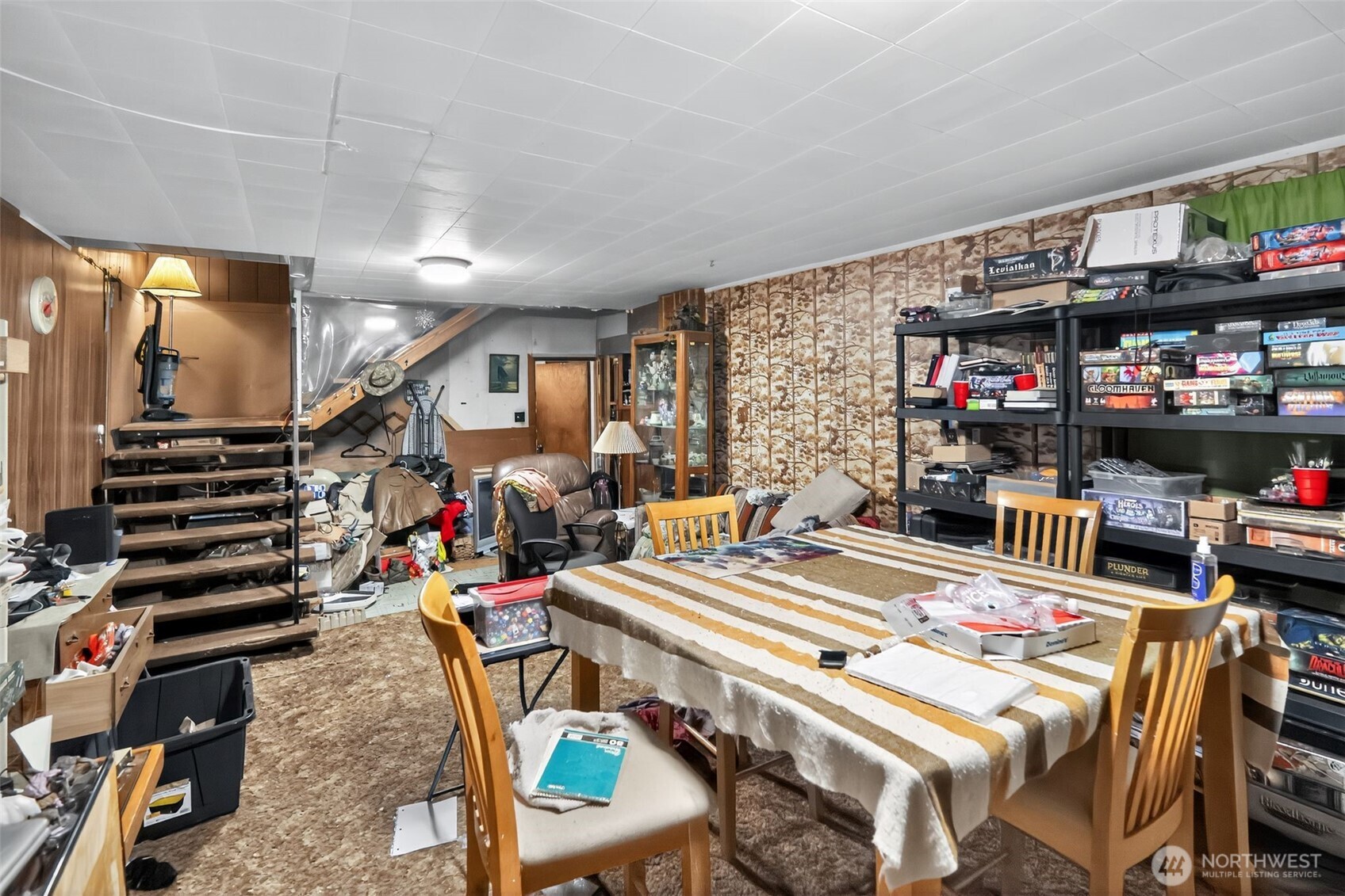 11941 Schold Road Northwest Silverdale, WA 98383 - Photo 18 of 35 a outdoor space with lots of furniture and appliances