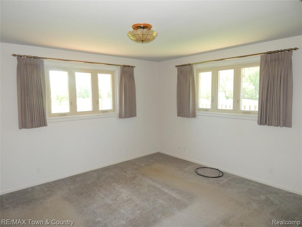 4197 Beecher Road Flint, MI 48532 - Photo 22 of 42