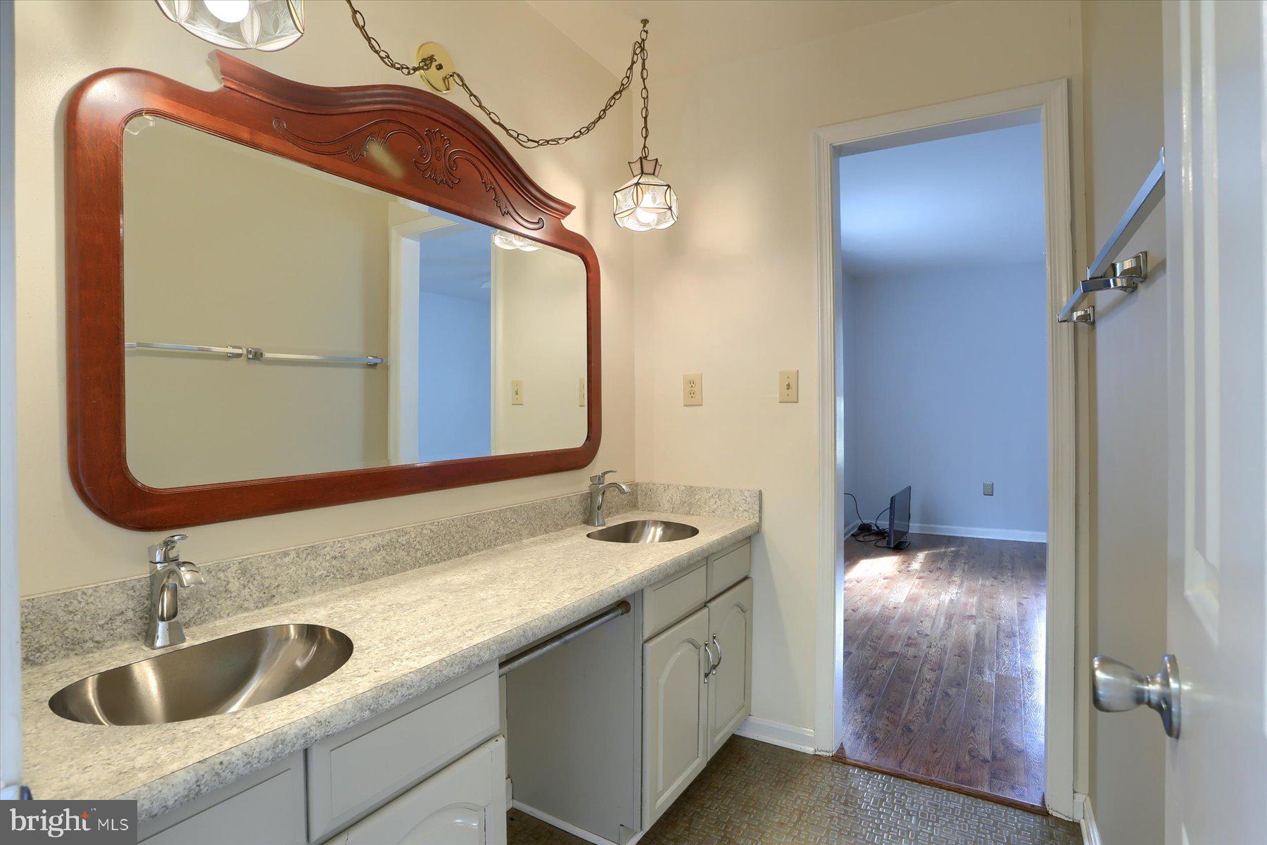 1508 Roundtop Road Middletown, PA 17057 - Photo 14 of 48 First Bathroom