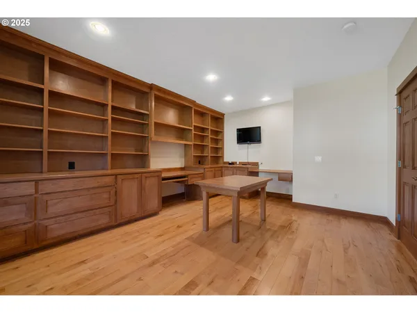 $1,199,000 | 4612 Northeast I Avenue, Neotsu, OR 97364