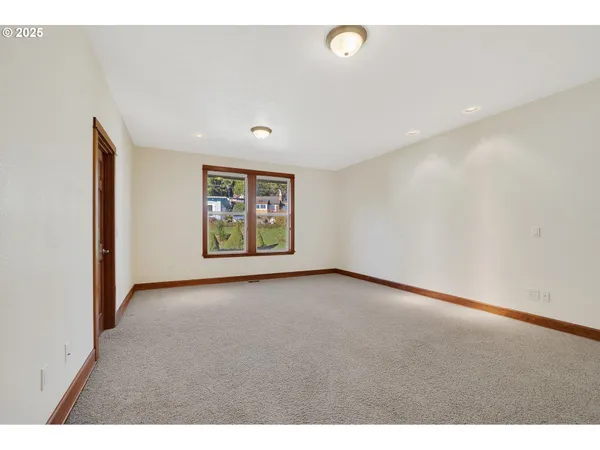 $1,199,000 | 4612 Northeast I Avenue, Neotsu, OR 97364