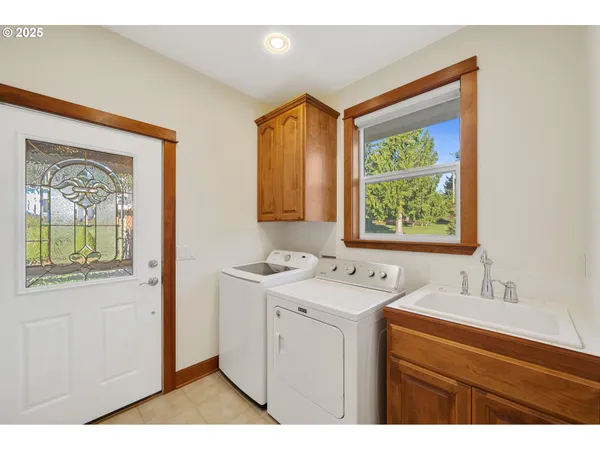 $1,199,000 | 4612 Northeast I Avenue, Neotsu, OR 97364