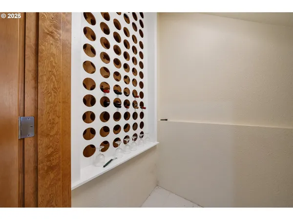 $1,199,000 | 4612 Northeast I Avenue, Neotsu, OR 97364