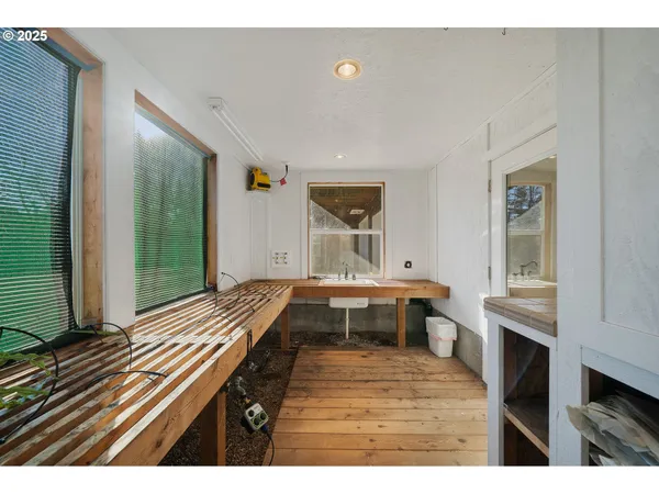 $1,199,000 | 4612 Northeast I Avenue, Neotsu, OR 97364