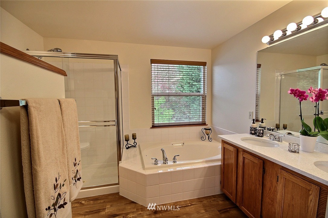 10340 Southeast 187th Place Renton, WA 98055 - Photo 15 of 21