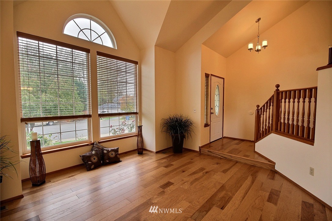 10340 Southeast 187th Place Renton, WA 98055 - Photo 3 of 21