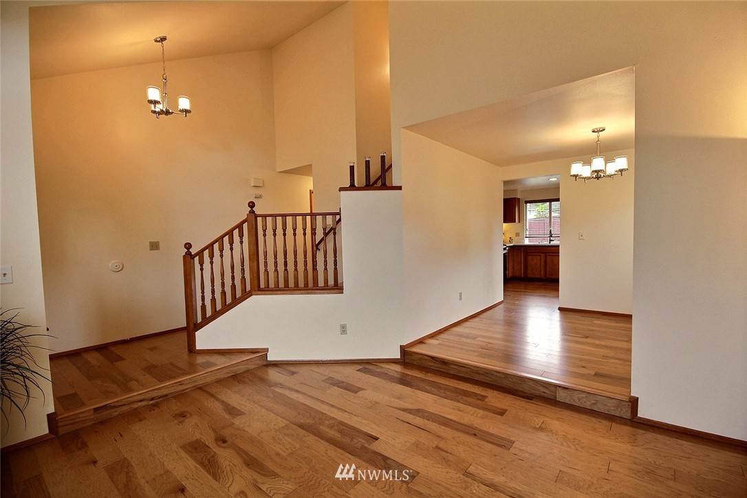 10340 Southeast 187th Place Renton, WA 98055 - Photo 5 of 21