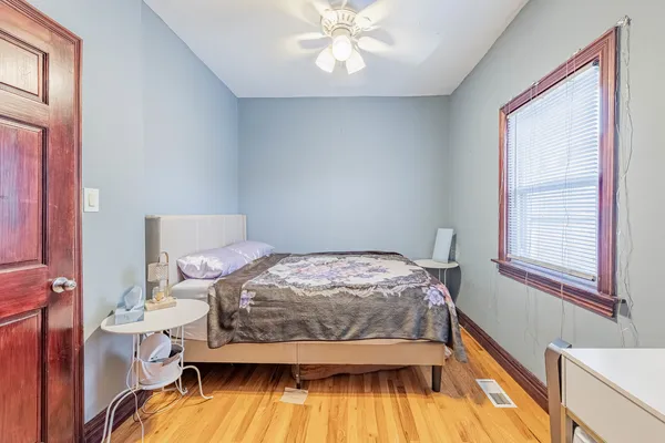 $1,625 | 5421 South Mulligan Avenue, Chicago, IL 60638