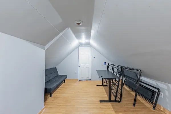 $1,625 | 5421 South Mulligan Avenue, Chicago, IL 60638