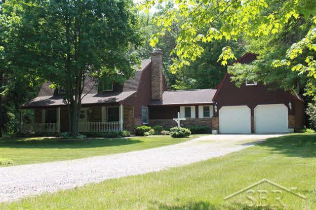 10864 Carr Road St. Charles, MI 48655 - Photo 9 of 17 20036174-8.JPG