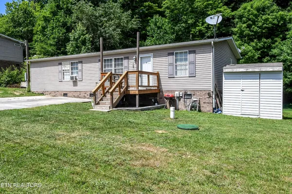 $209,000 | 214 Loggers Lane, Clinton, TN 37716
