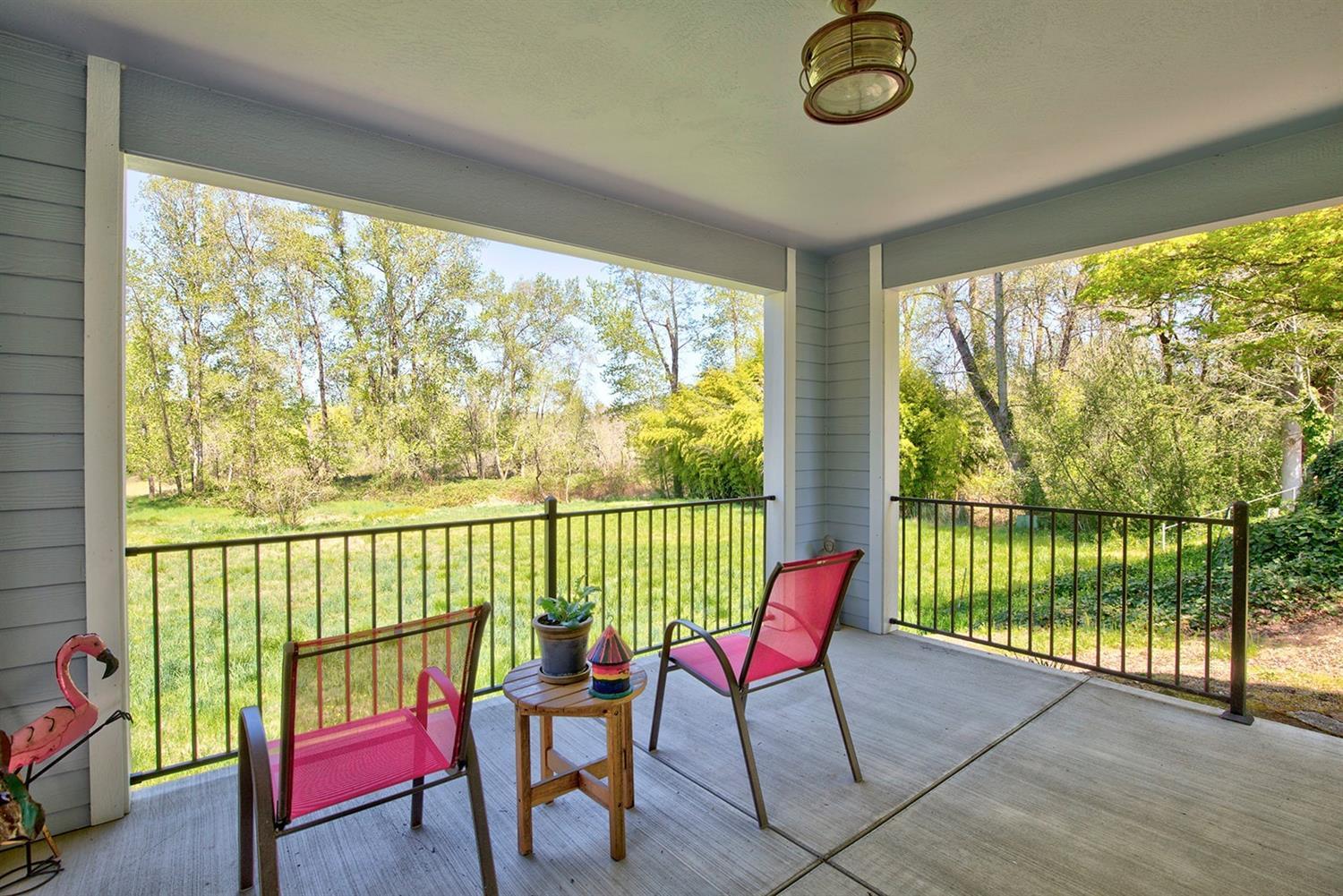 3106 South River Road Grants Pass, OR 97527 - Photo 18 of 33 2nd dwelling patio