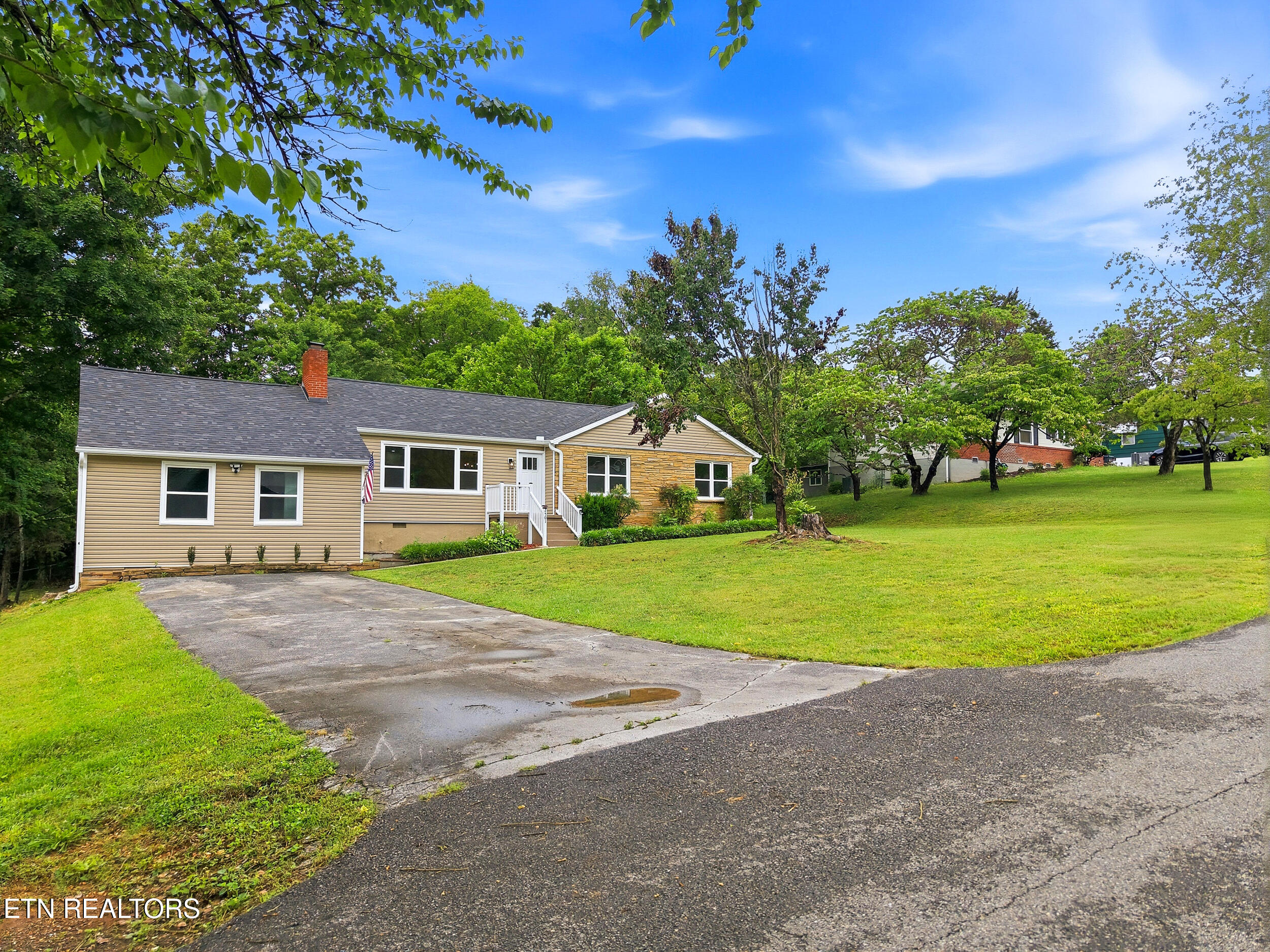 2501 Pleasant View Road Knoxville, TN 37914 - Photo 3 of 55 2501 Pleasant View Rd.