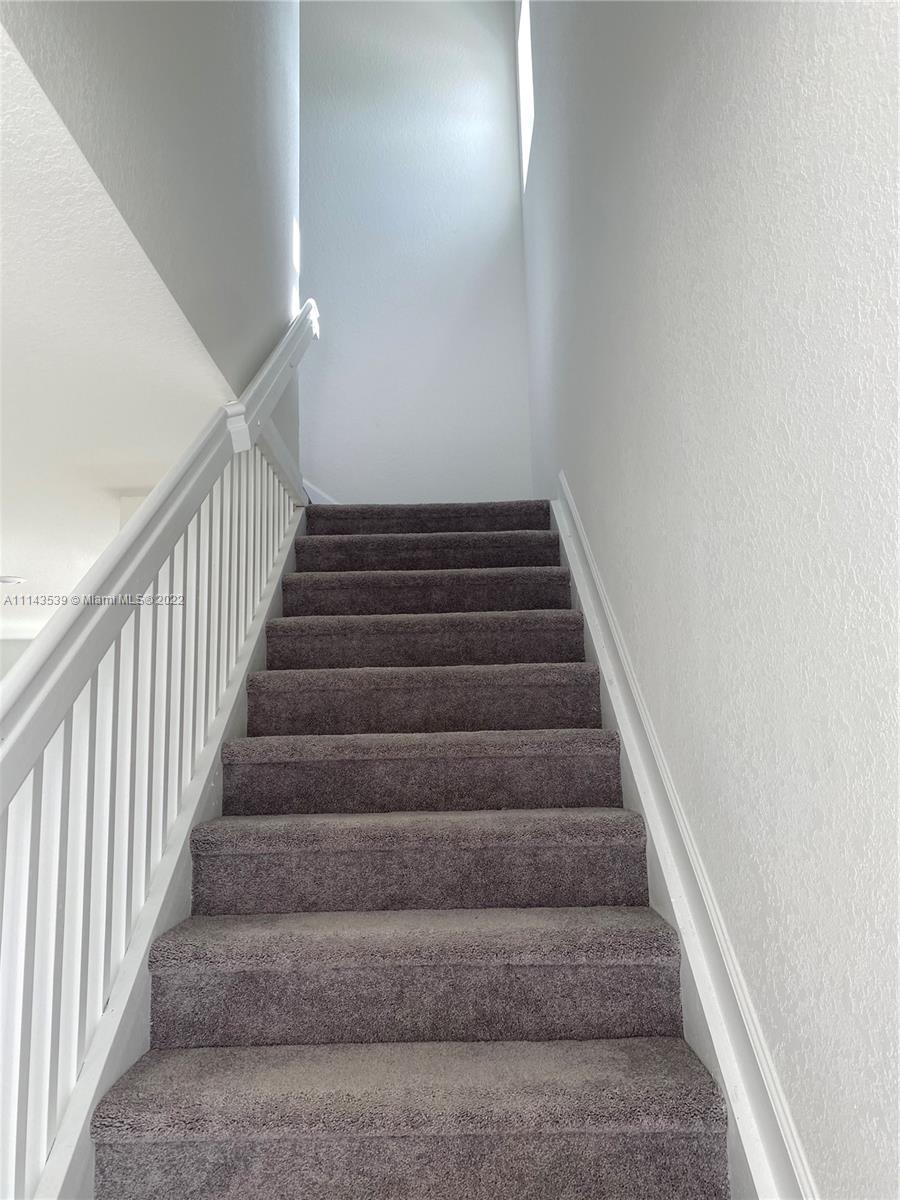 Homestead Homestead, FL 33035 - Photo 10 of 11 a view of entryway