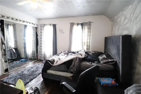 $54,900 | 1611 Ridge Avenue, Braddock, PA 15104