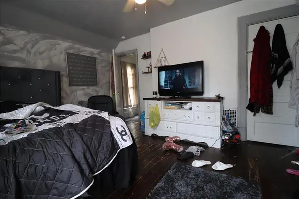 $54,900 | 1611 Ridge Avenue, Braddock, PA 15104