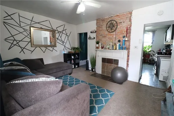 $54,900 | 1611 Ridge Avenue, Braddock, PA 15104