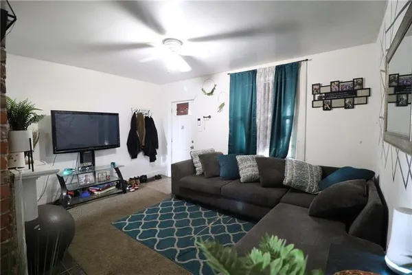 $54,900 | 1611 Ridge Avenue, Braddock, PA 15104