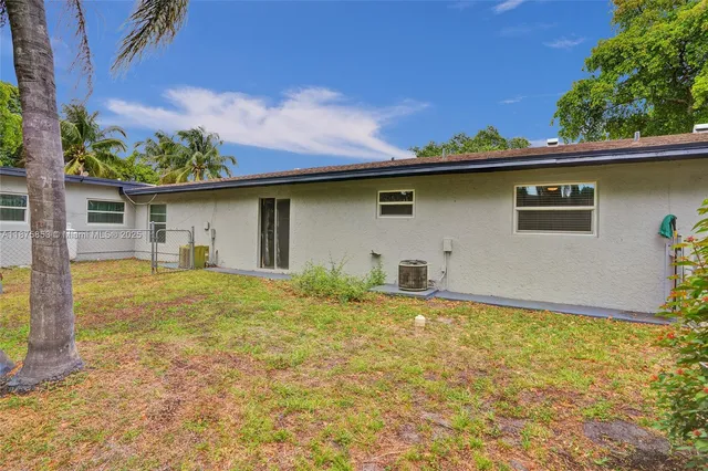 $3,000 | 5807 Southwest 27th Street, Unit 2, West Park, FL 33023