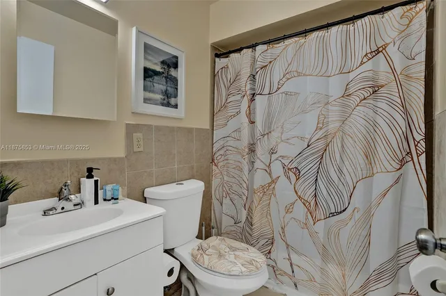 $3,000 | 5807 Southwest 27th Street, Unit 2, West Park, FL 33023