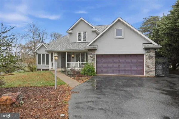 $485,000 | 463 Wampum Lane, Hedgesville, WV 25427