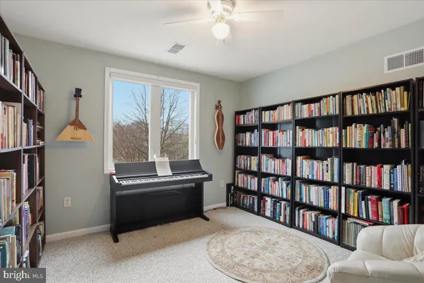 $485,000 | 463 Wampum Lane, Hedgesville, WV 25427