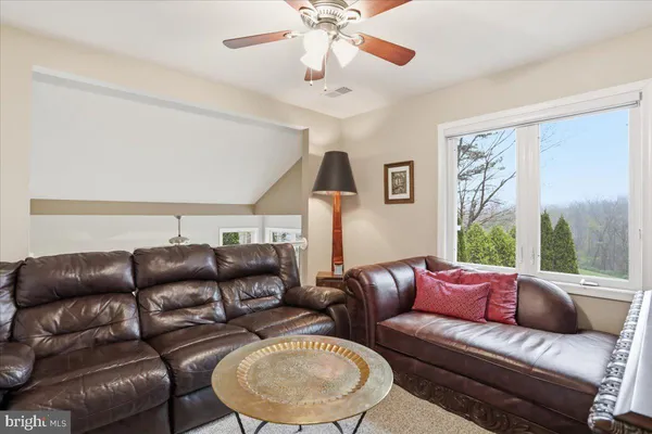 $485,000 | 463 Wampum Lane, Hedgesville, WV 25427