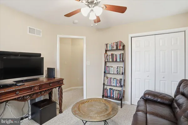 $485,000 | 463 Wampum Lane, Hedgesville, WV 25427